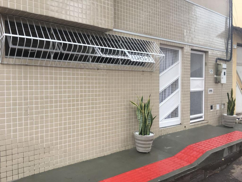 Imagem 5 da galeria do anúncio: QUARTO INDIVIDUAL C/ BANHEIRO COMPARTILHADO