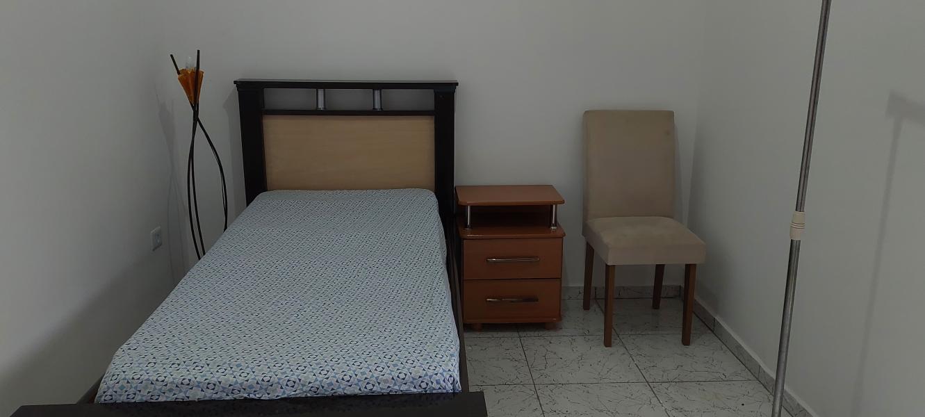 Imagem 7 da galeria do anúncio: Quarto/Escritório Prox. Heineken Jacareí.