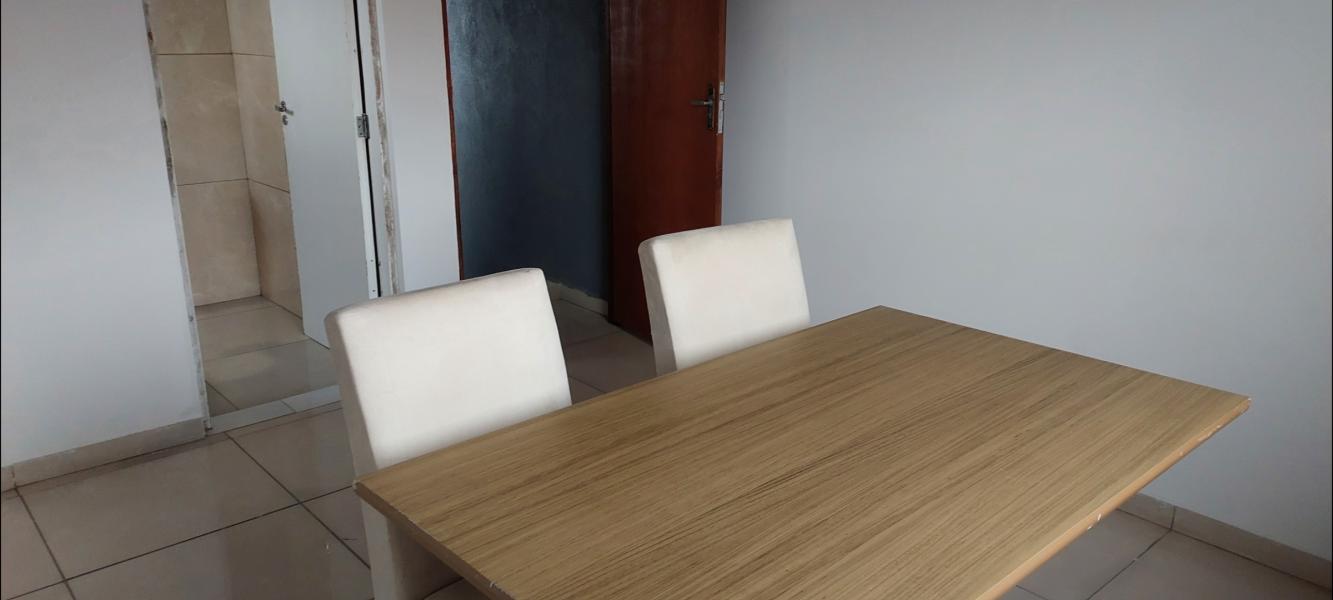 Imagem 3 da galeria do anúncio: Quarto/Escritório Prox. Heineken Jacareí.