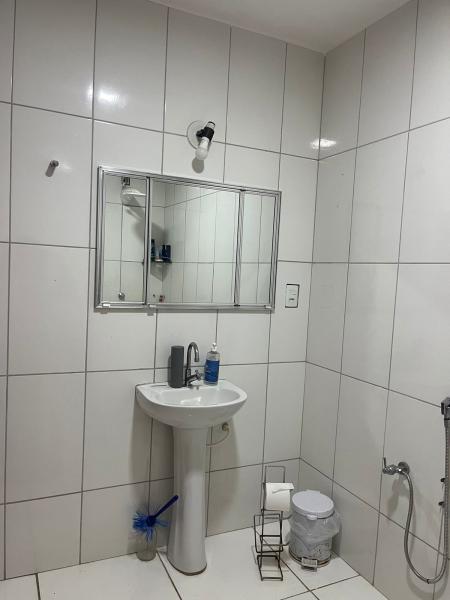 Imagem 9 da galeria do anúncio: Quarto grande Asa Sul