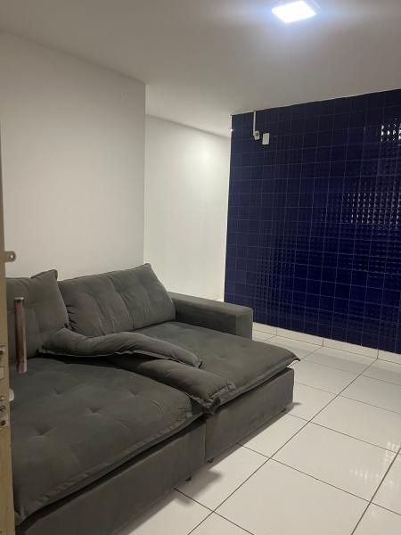 Imagem 7 da galeria do anúncio: Quarto grande Asa Sul