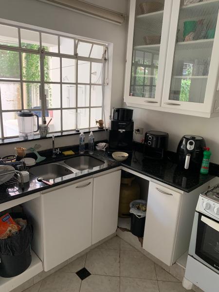 Imagem 15 da galeria do anúncio: Quarto em casa no São Francisco (Centro)