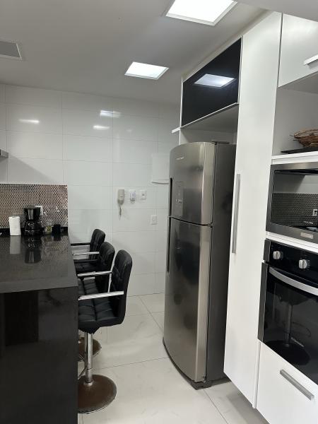 Imagem 7 da galeria do anúncio: Quarto banheiro privativo no Leblon