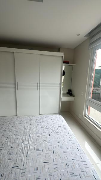 Imagem 2 da galeria do anúncio: Quarto banheiro privativo no Leblon