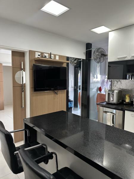 Imagem 9 da galeria do anúncio: Quarto banheiro privativo no Leblon