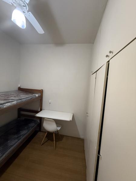 Imagem 8 da galeria do anúncio: Alugo Vagas no Ingá para Moças Universitárias