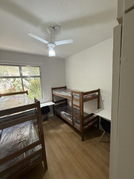 Imagem 5 da galeria do anúncio: Alugo Vagas no Ingá para Moças Universitárias