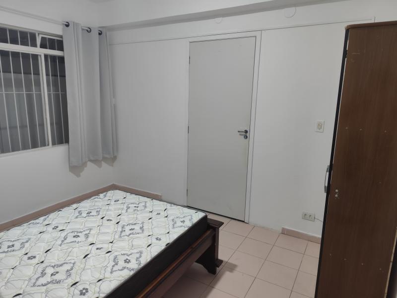 Imagem 11 da galeria do anúncio: Quarto amplo em casa ao lado do Shopping Morumbi