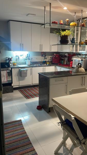 Imagem 3 da galeria do anúncio: lindo quarto acochegante so para moças