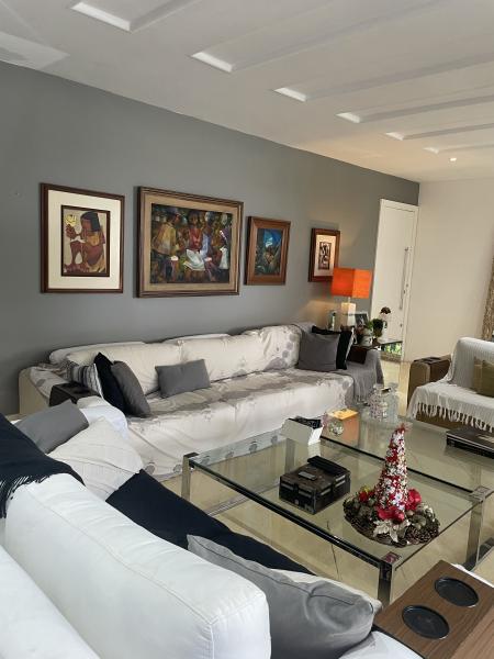 Imagem 2 da galeria do anúncio: lindo quarto acochegante so para moças