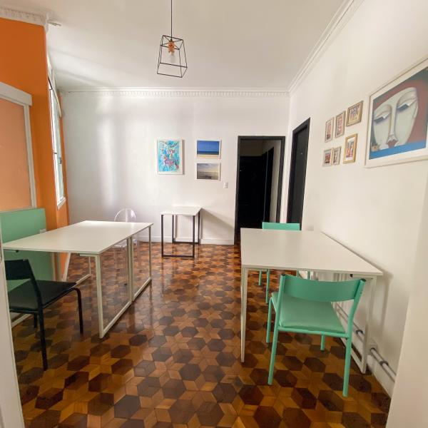 Imagem 6 da galeria do anúncio: QUARTO NA FRENTE DA UFRGS