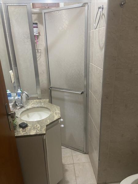 Imagem 4 da galeria do anúncio: Quarto feminino individual, sem mobília no Boa Vista.