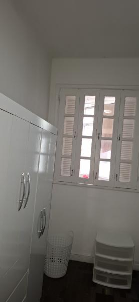 Imagem 18 da galeria do anúncio: Alugo um quarto em minha residência de preferência estudante