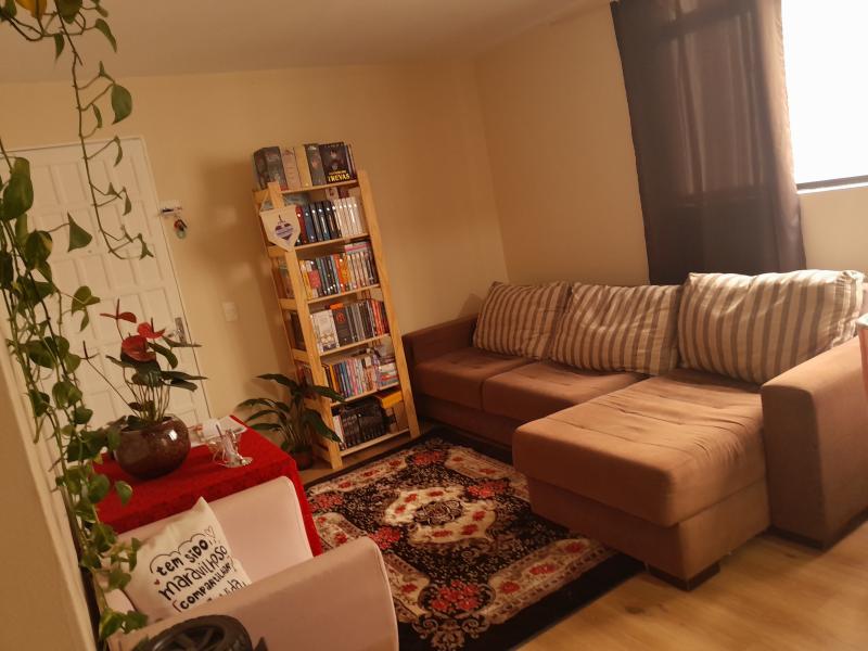 Imagem 2 da galeria do anúncio: Quarto no Batel (grande)