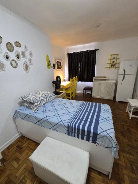 Imagem 4 da galeria do anúncio: Quarto Suíte N.01 totalmente mobiliada e individual.