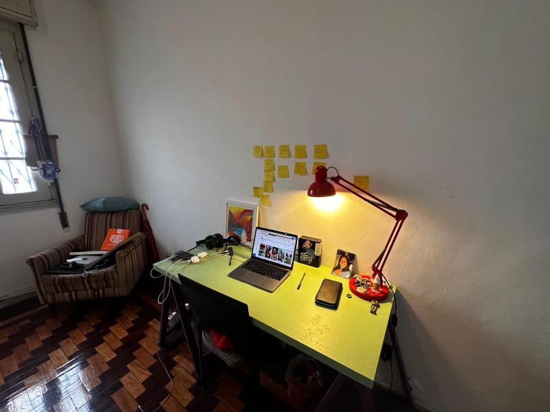 Imagem 15 da galeria do anúncio: Quarto Grande em Laranjeiras com Laje