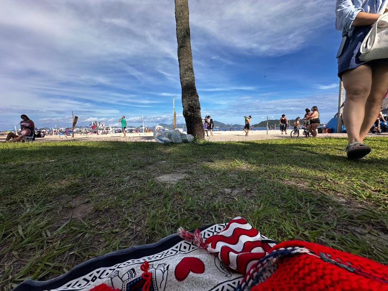 Imagem 4 da galeria do anúncio: Quarto Grande em Laranjeiras com Laje