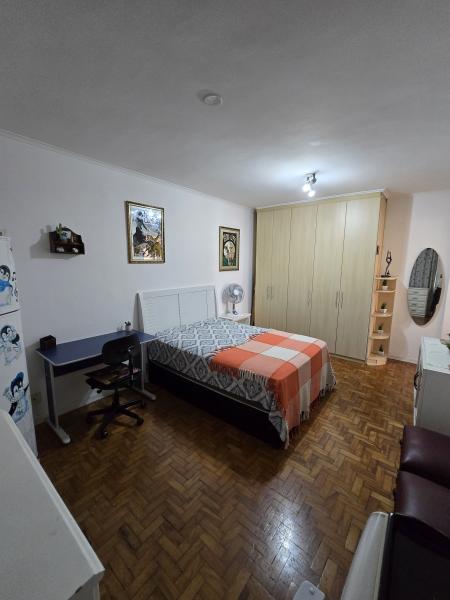 Imagem 2 da galeria do anúncio: Quarto Suíte  N.05 Totalmente mobiliada e individual.