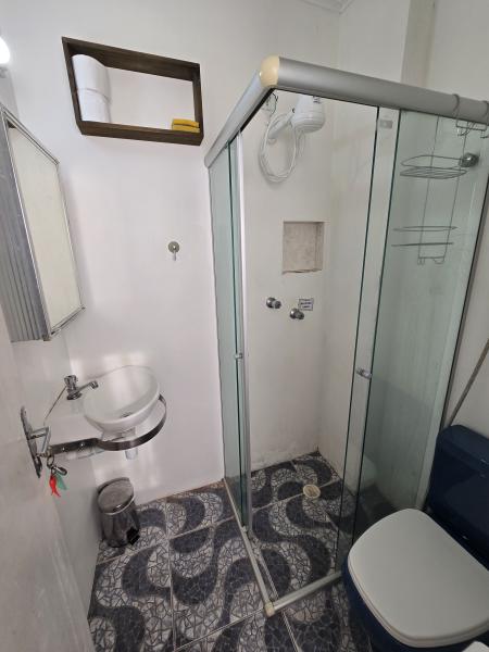 Imagem 4 da galeria do anúncio: Quarto Suíte  N.05 Totalmente mobiliada e individual.