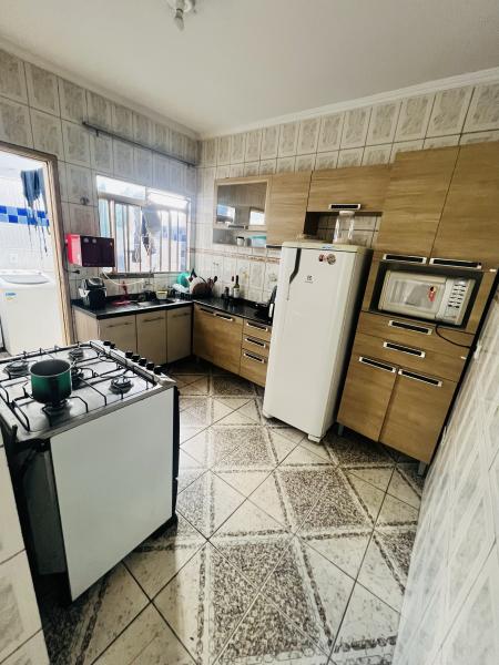 Imagem 6 da galeria do anúncio: suite mibiliada com frigobar