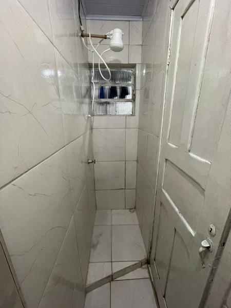 Imagem 4 da galeria do anúncio: Quarto individual, B. privativo, Vaga masculina, Savassi.