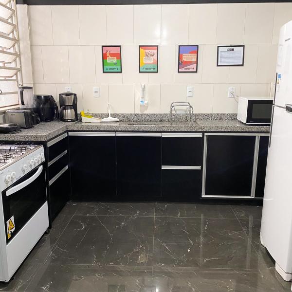 Imagem 12 da galeria do anúncio: STUDIO NA FRENTE DA UFRGS/Centro!