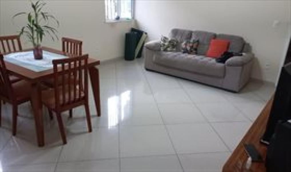 Imagem 4 da galeria do anúncio: Quarto grande Individual com banheiro exclusivo.