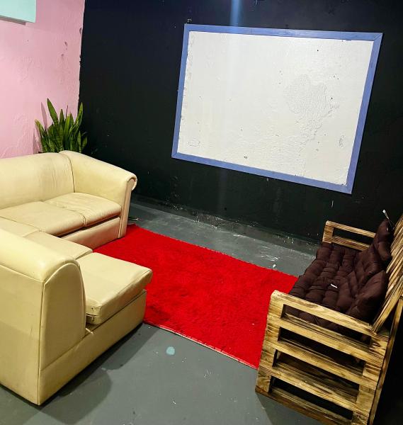 Imagem 6 da galeria do anúncio: Quarto mobiliado,com todas contas inclusas,Centro de PoA Q56