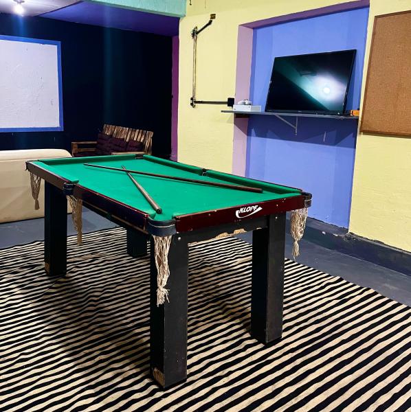 Imagem 8 da galeria do anúncio: Quarto mobiliado,com todas contas inclusas,Centro de PoA Q56