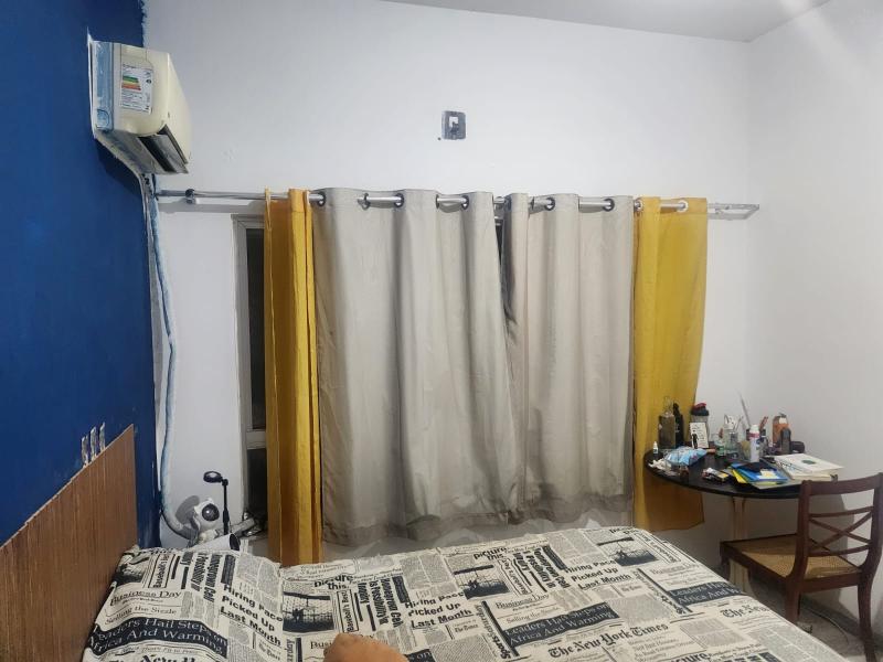 Imagem 7 da galeria do anúncio: Aluga-se quarto no posto 6 (Copacabana com Ipanema)