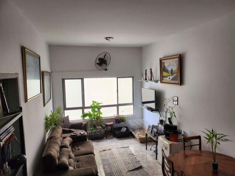 Imagem 19 da galeria do anúncio: Aluga-se quarto no posto 6 (Copacabana com Ipanema)