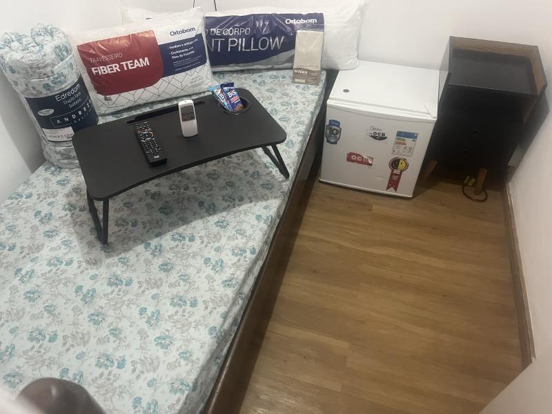 Imagem 4 da galeria do anúncio: QUARTO COMPACTO, TOTALMENTE MOBILIADO.
