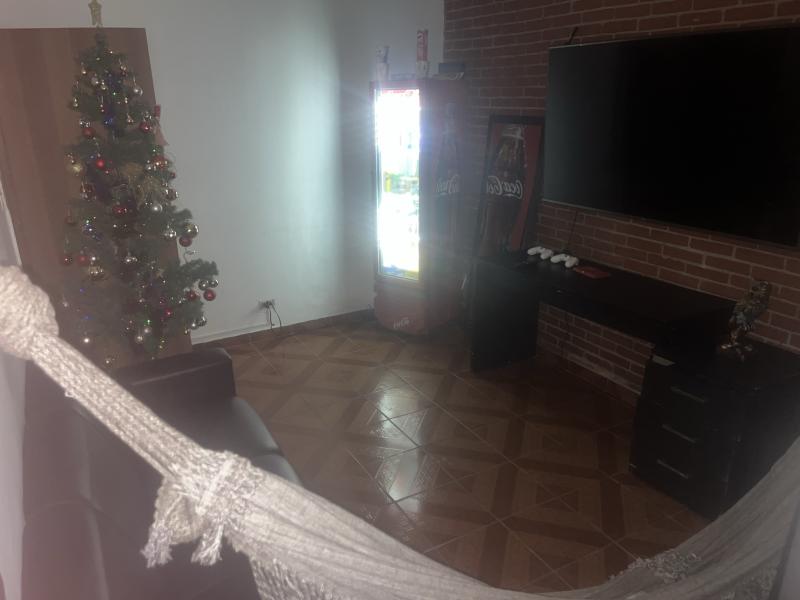 Imagem 10 da galeria do anúncio: QUARTO COMPACTO, TOTALMENTE MOBILIADO.