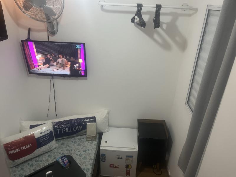 Imagem 5 da galeria do anúncio: QUARTO COMPACTO, TOTALMENTE MOBILIADO.