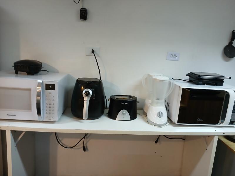 Imagem 5 da galeria do anúncio: Quarto FEMININO a 5 Min do Metrô Clínicas e 10 Min Oscar F