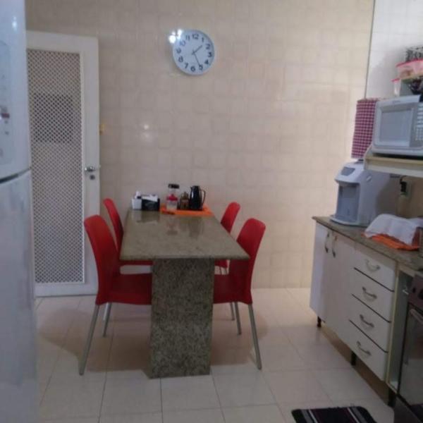 Imagem 5 da galeria do anúncio: Quarto com Banheiro Privativo para Alugar