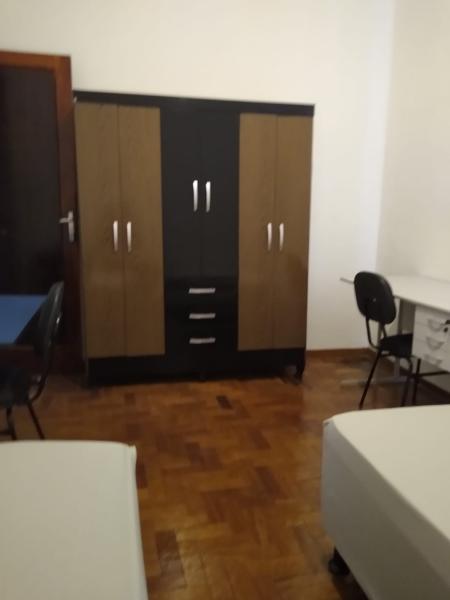 Imagem 4 da galeria do anúncio: Alugo quarto individual ou duplo