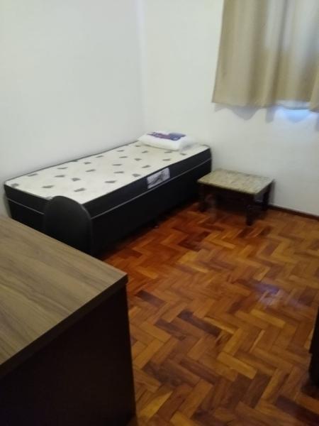 Imagem 16 da galeria do anúncio: Alugo quarto individual ou duplo