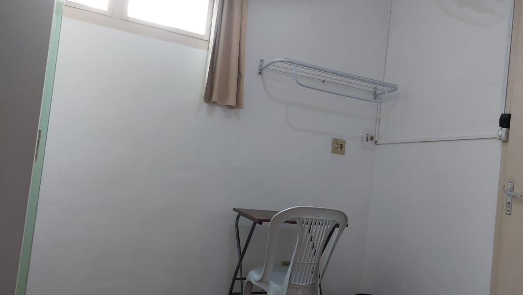 Imagem 4 da galeria do anúncio: Quarto Individual Mobiliado Solteiro