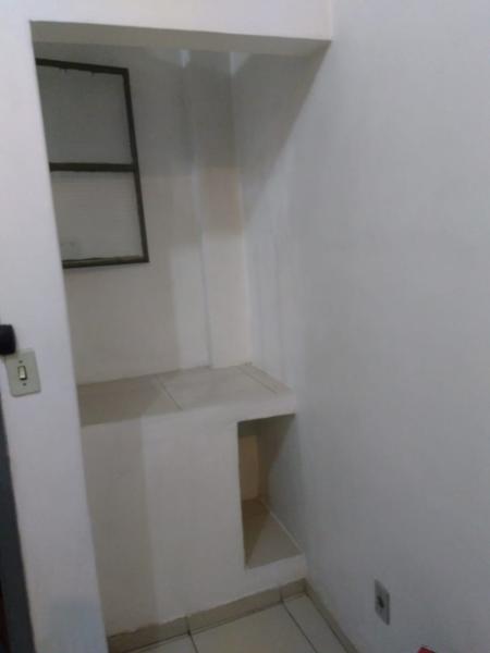 Imagem 4 da galeria do anúncio: Suíte  Individual Solteiro Mobiliada