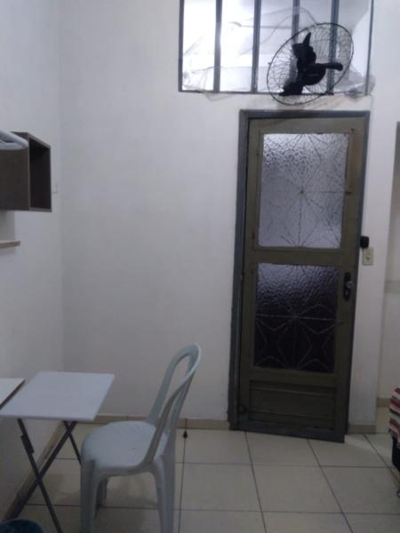 Imagem 5 da galeria do anúncio: Suíte  Individual Solteiro Mobiliada