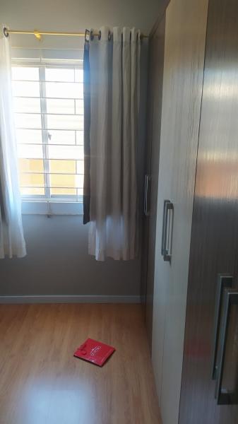 Imagem 3 da galeria do anúncio: Quarto Rebouças, contas inclusas próximo UTFPR e PUC