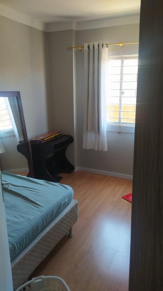 Imagem 2 da galeria do anúncio: Quarto Rebouças, contas inclusas próximo UTFPR e PUC