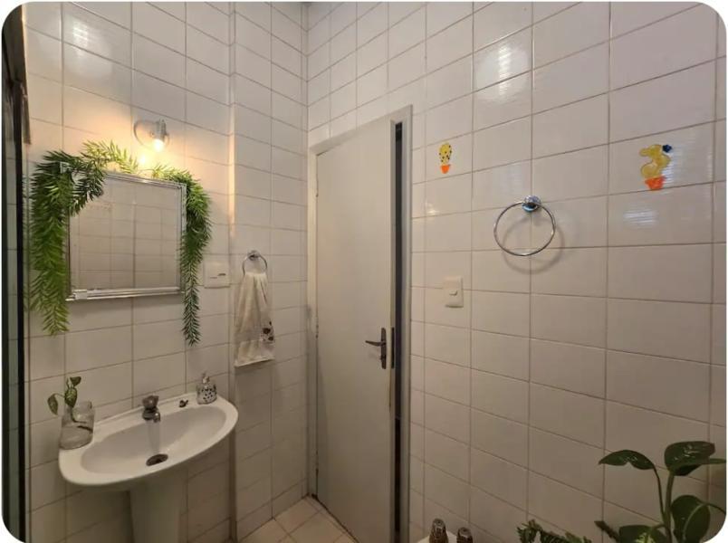 Imagem 8 da galeria do anúncio: Quarto para Mulheres