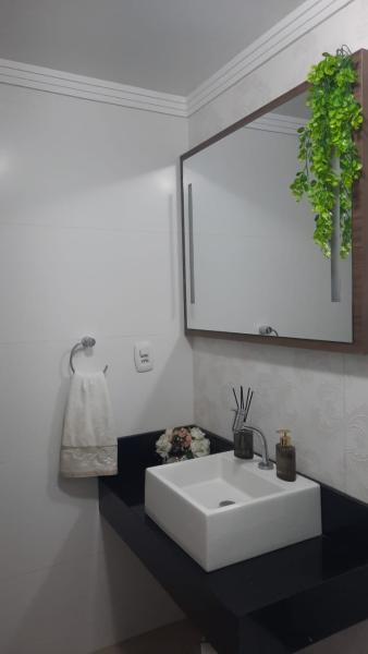 Imagem 5 da galeria do anúncio: Quarto acolhedor 2- Seja Bem-vindo!