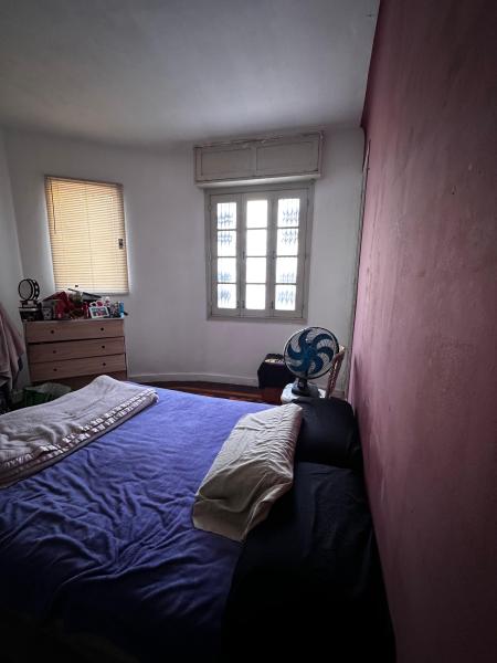 Imagem 4 da galeria do anúncio: Quarto Grande Laranjeiras com Varanda e Laje