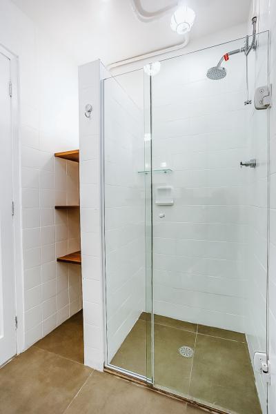 Imagem 9 da galeria do anúncio: Quarto com banheiro exclusivo