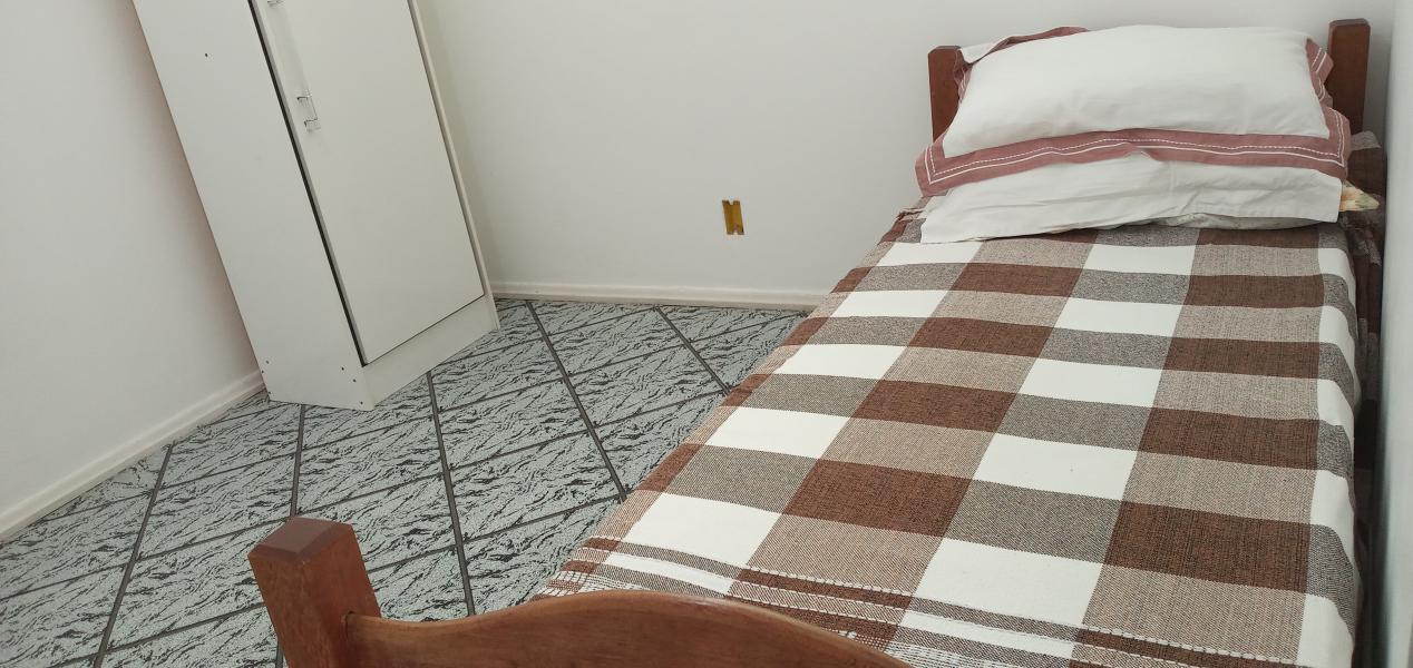 Imagem 5 da galeria do anúncio: Quarto  Individual no Centro de Icaraí