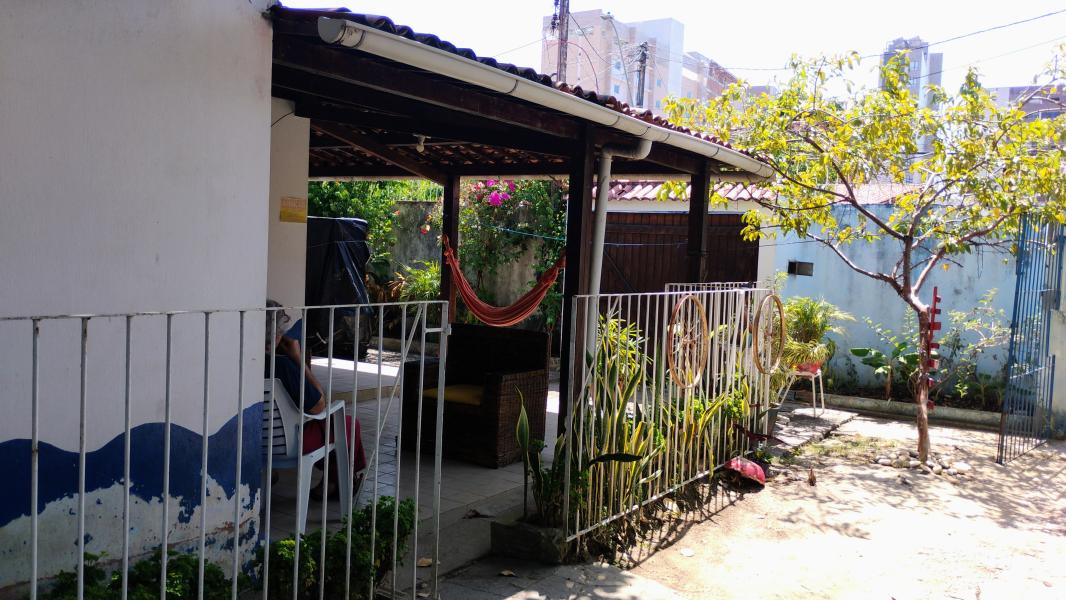 Imagem 6 da galeria do anúncio: Alugo quartos Compartilhados -