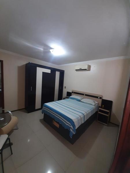 Imagem 1 da galeria do anúncio: Quarto Mobiliado